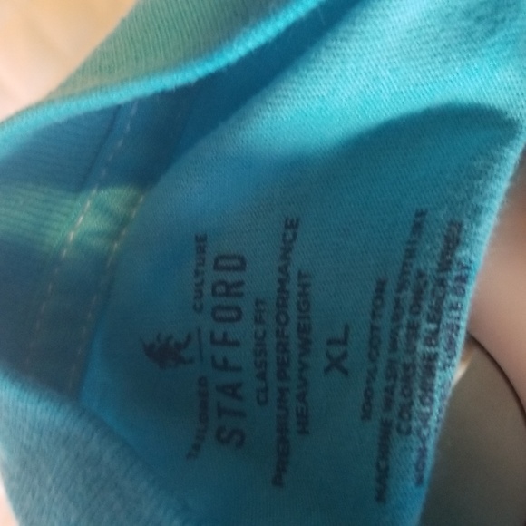 Tye dyed v neck tee shirt size XL - Picture 4 of 4